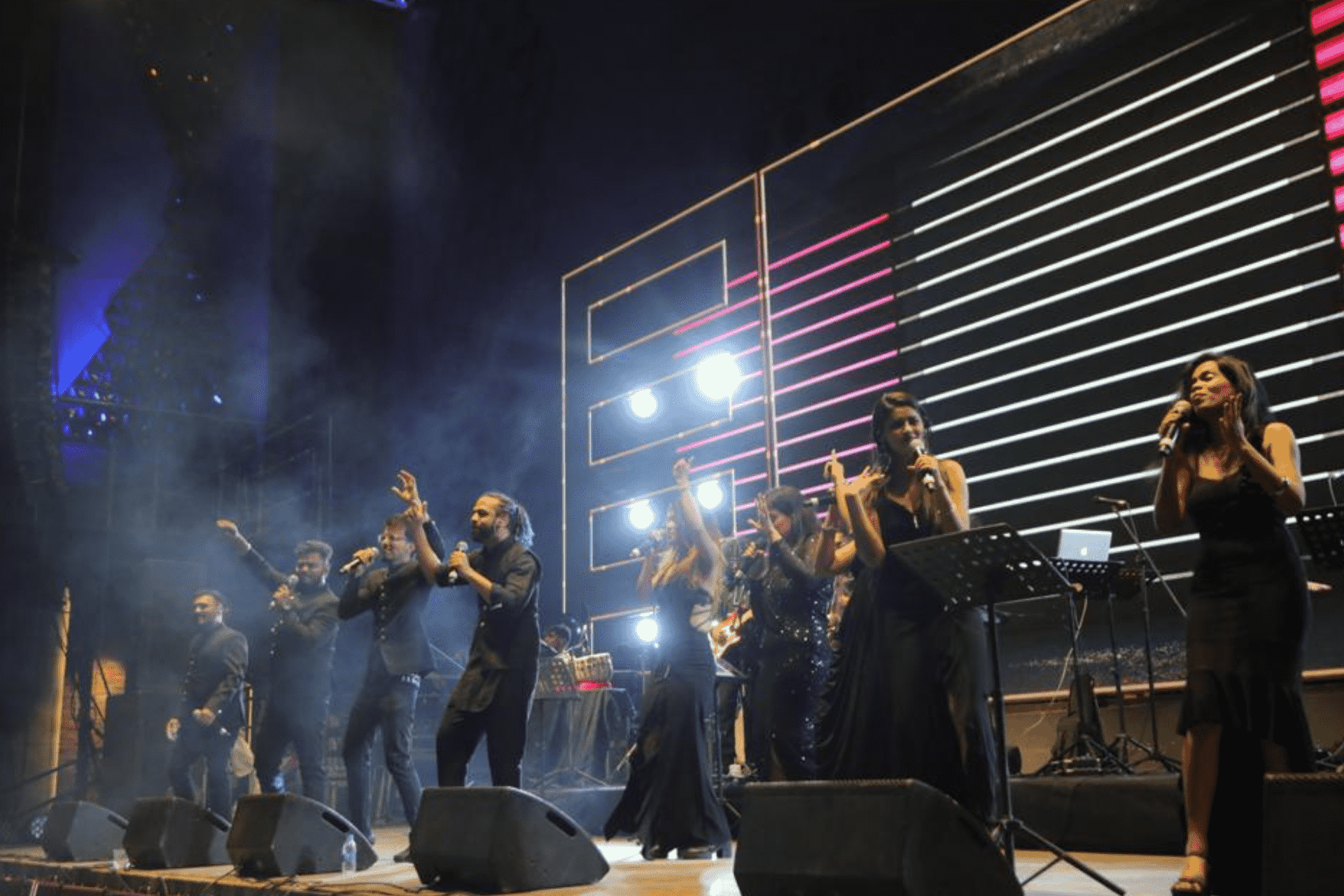 Entertainment_service_page